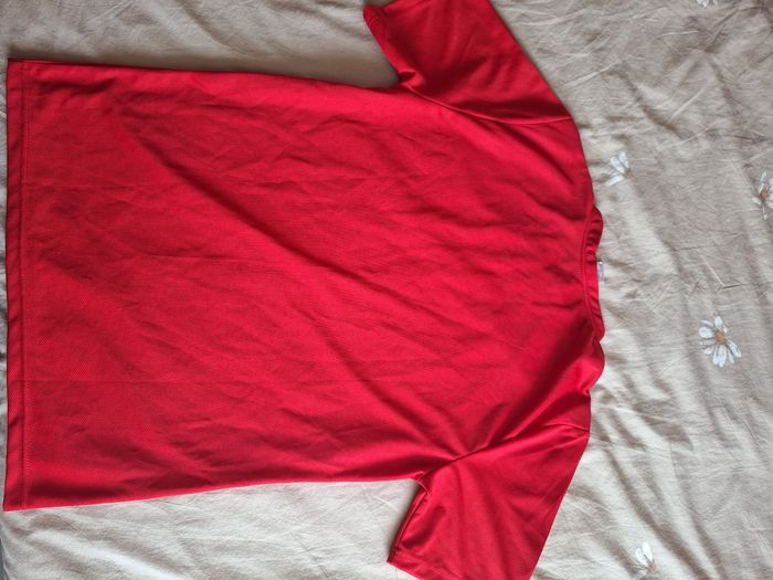 Tee-shirt Adidad Rouge taille XL Neufe sans étiquette - photo numéro 5