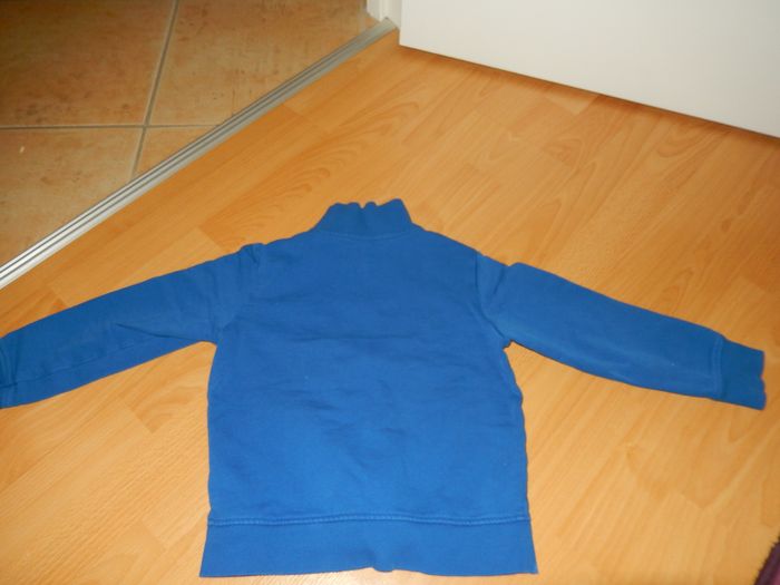 veste sweat benetton 6 7 ans - photo numéro 6