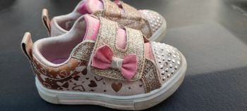 Paires de baskets fille T23