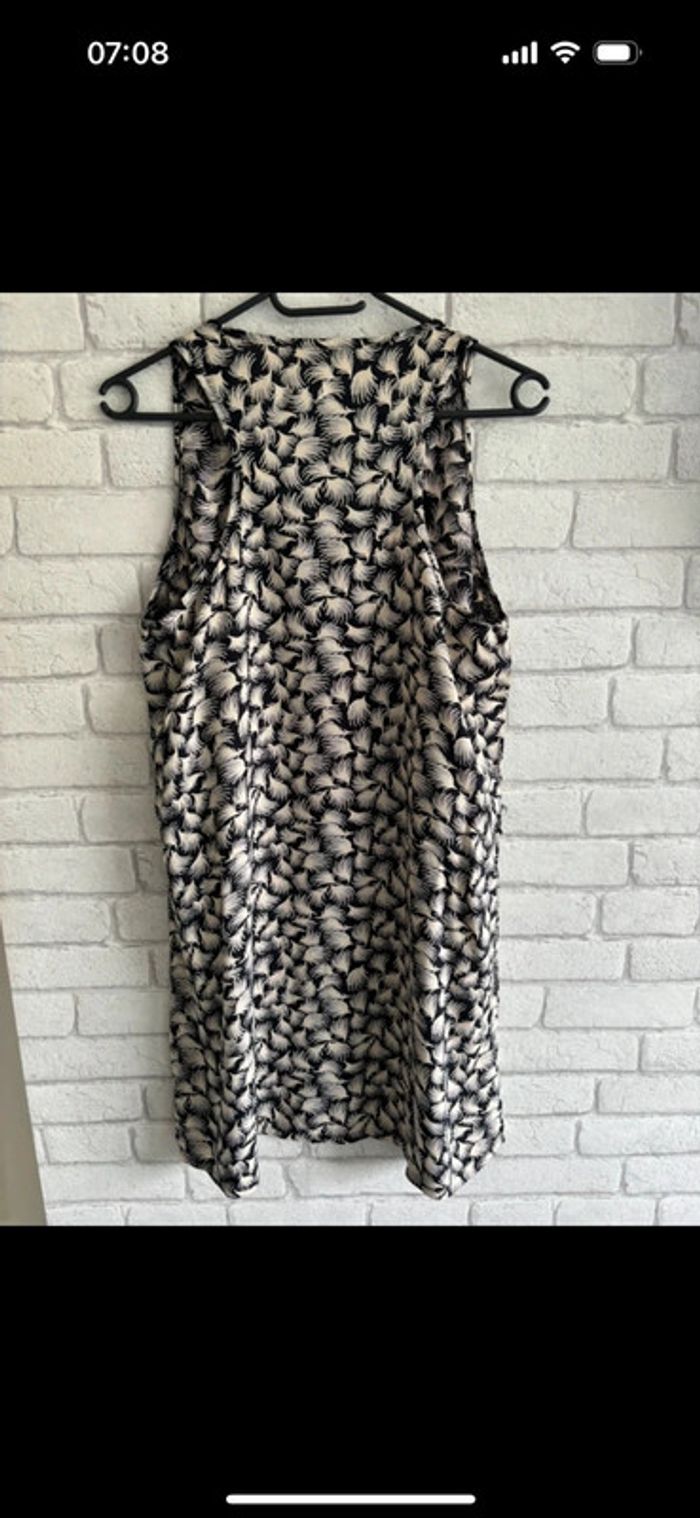 robe lilie rose taille M/L - photo numéro 2