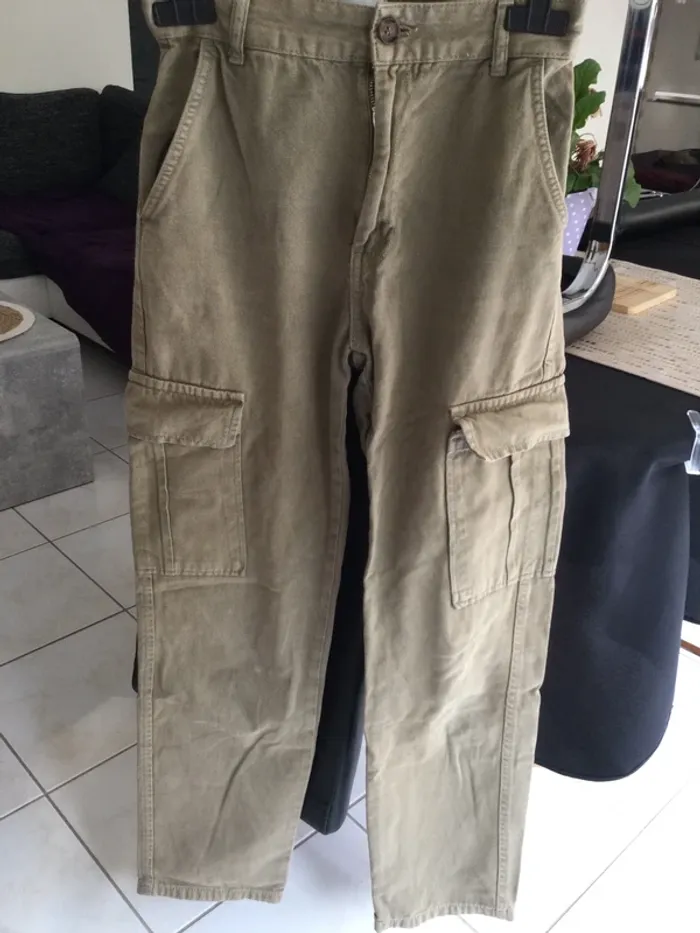 Pantalon cargo taille S ou 14 ans - photo numéro 2