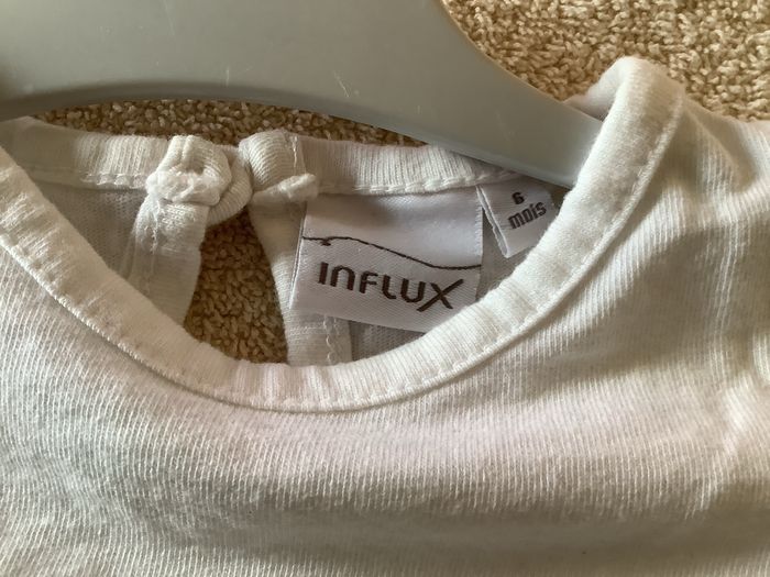 T-shirt blanc manches longues marque Influx taille 6 mois - photo numéro 3