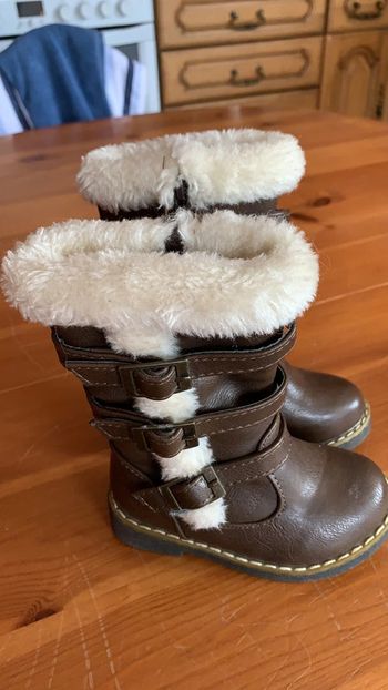 Bottes fourrées bébé fille