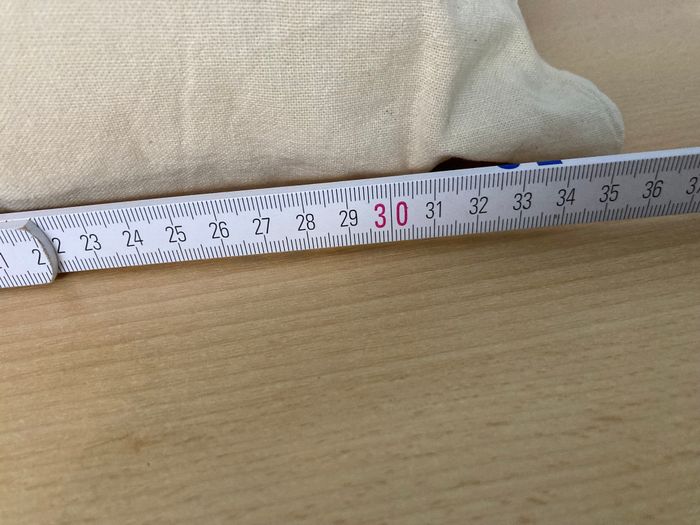 petit coussin beige - photo numéro 5