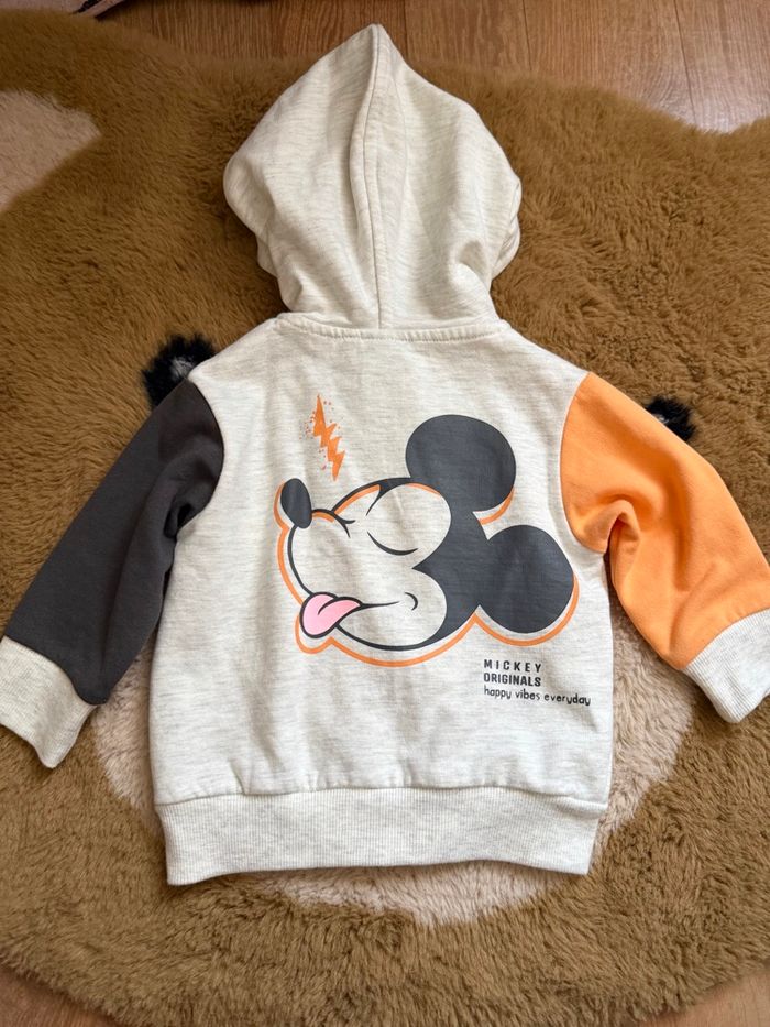 Gilet gris à capuche Mickey skate Disney t.12m - photo numéro 4