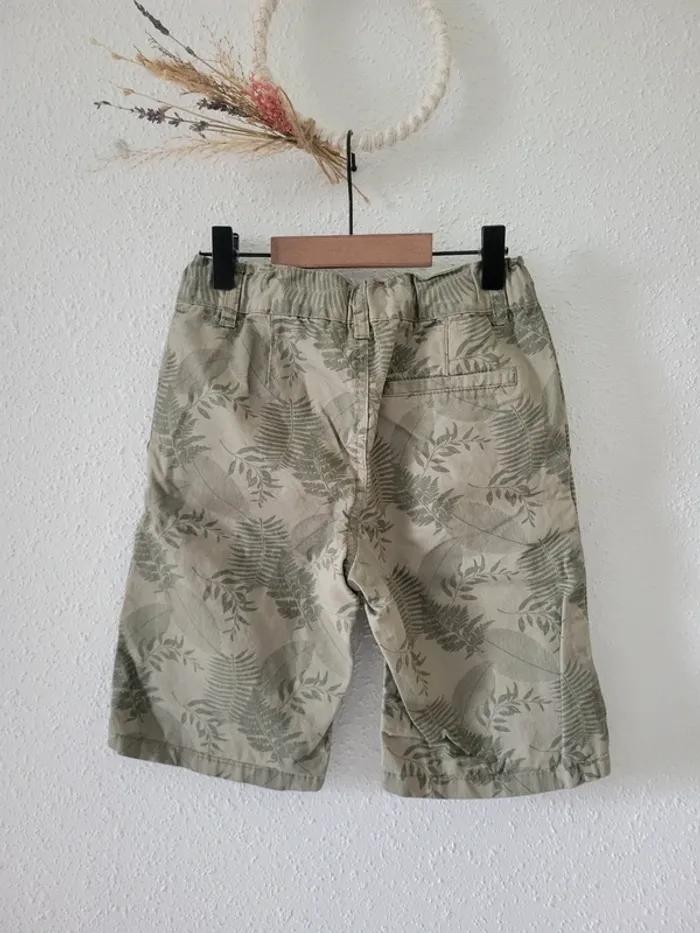 Short vert garçon 👦 10 ans - photo numéro 3