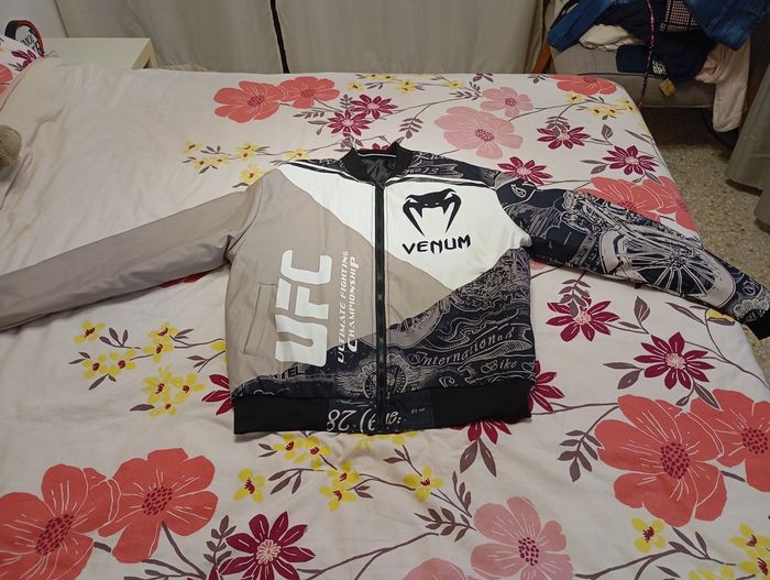 Blouson non officiel ufc neuf sans étiquette taille l - photo numéro 2