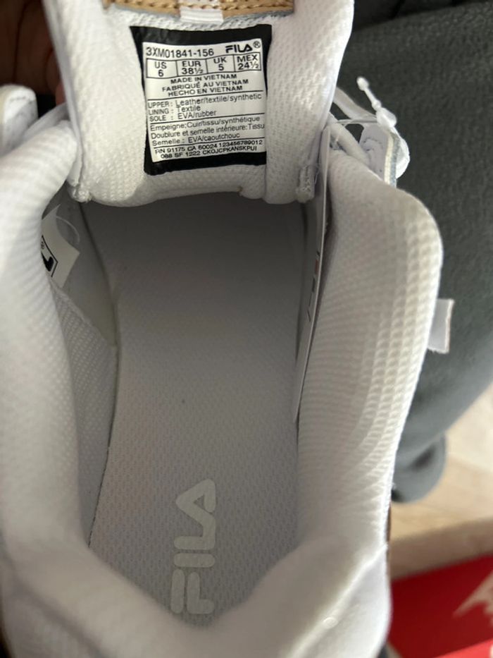 Baskets Sneakers compensées Fila Disruptor 38.5 - photo numéro 8
