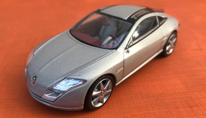 Voiture miniature Renault Fluence Norev Echelle : 1/43ème - photo numéro 2