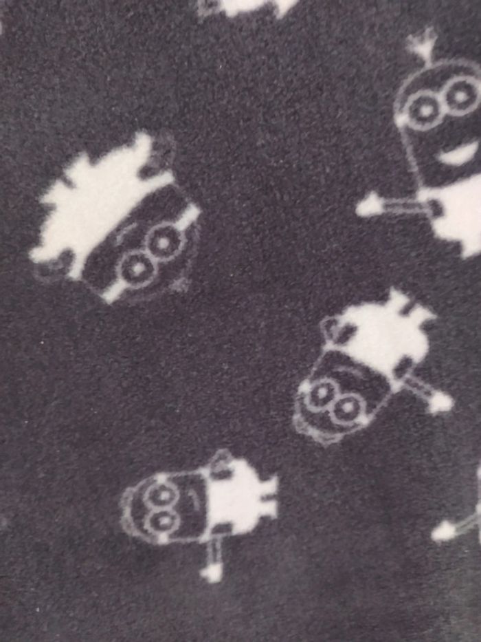 Pulls minons - photo numéro 5