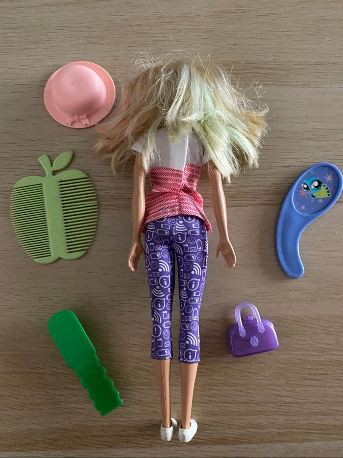 Poupee Barbie Mattel chapeau peigné accessoires 2015 201 - photo numéro 7