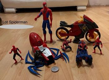 lot Spiderman