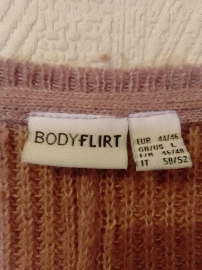 Pull dos décolleté - photo numéro 6