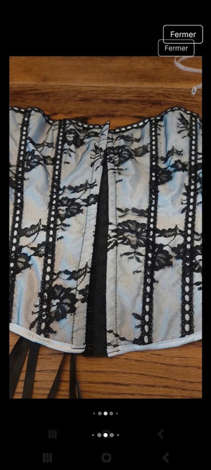 Corset Alcatraz Gothic blanc/noir taille M - photo numéro 13