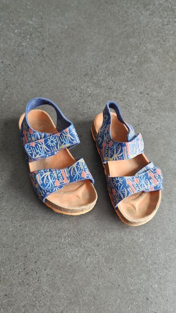 Sandale kickers