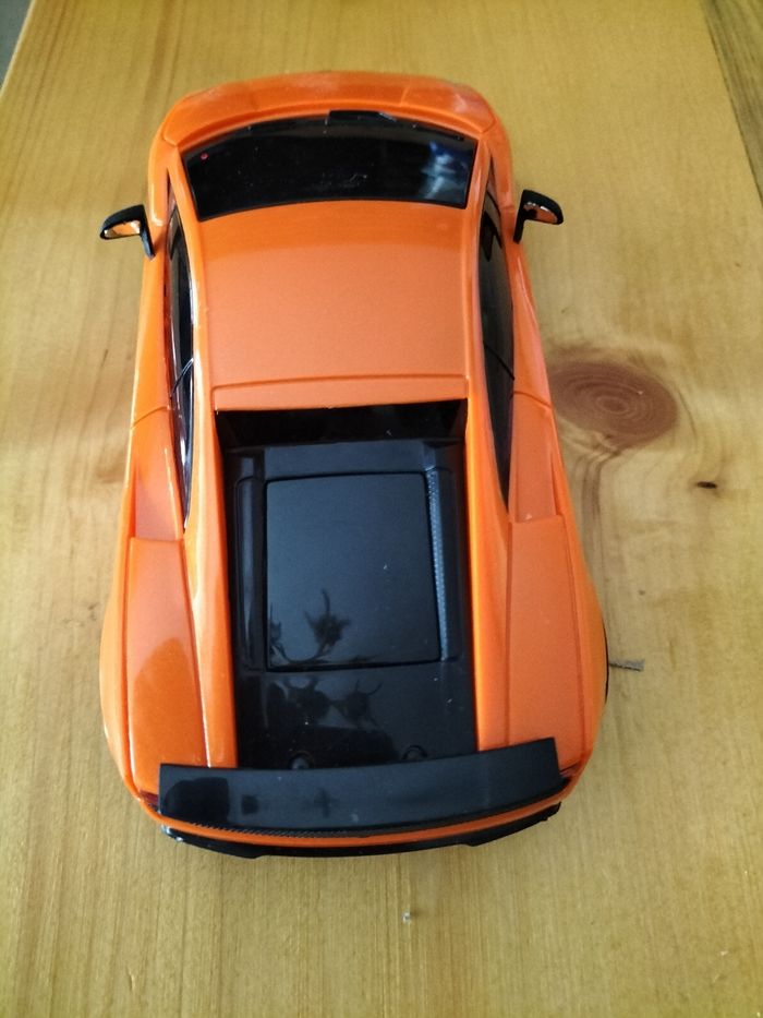 Voiture Lamborghini - photo numéro 3