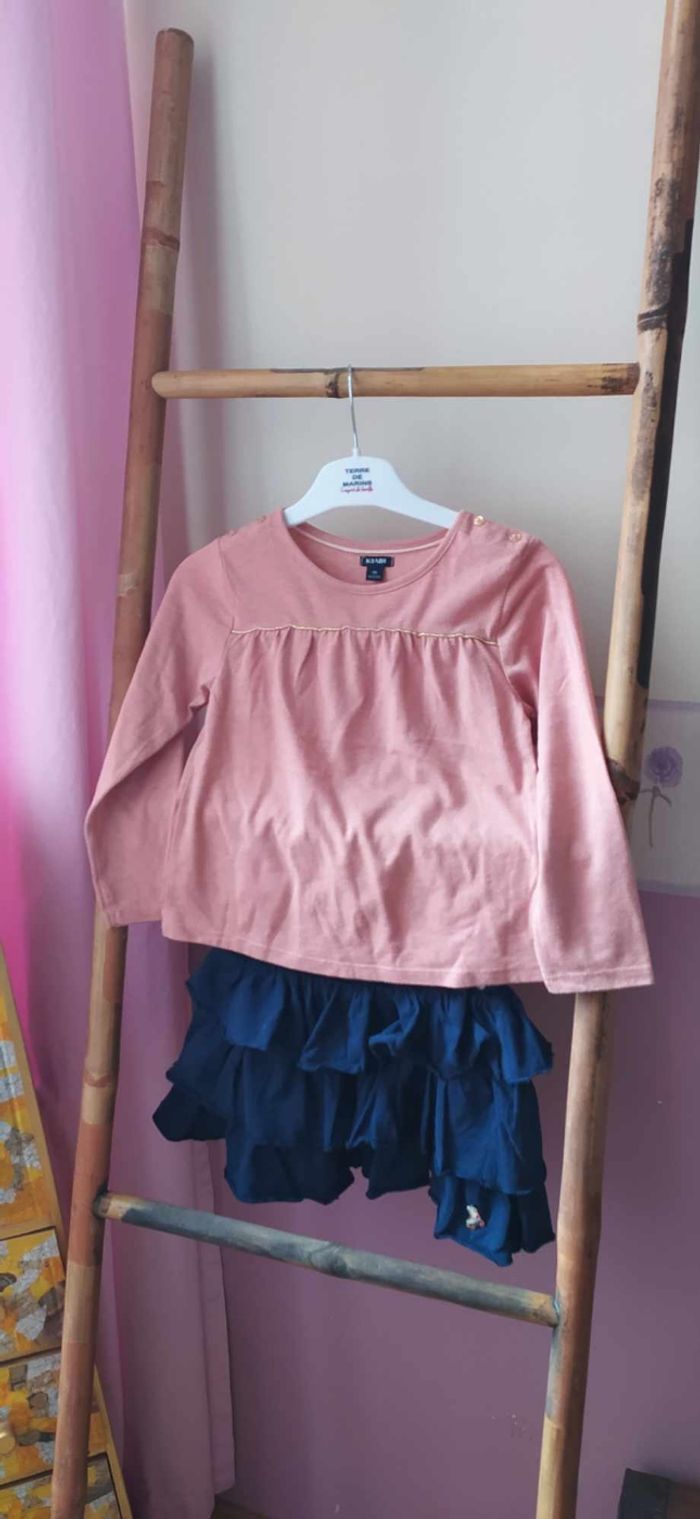 T shirt + jupe 4 ans - photo numéro 2
