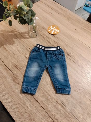 Jeans petits cailloux 3 mois