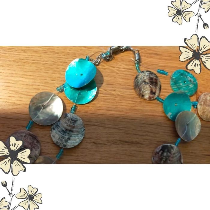 Parure collier long & boucles en nacre bleu et marron – style bohème - photo numéro 10