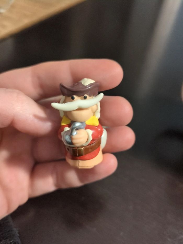 Figurine kinder 2005 piramollis pirate escargot