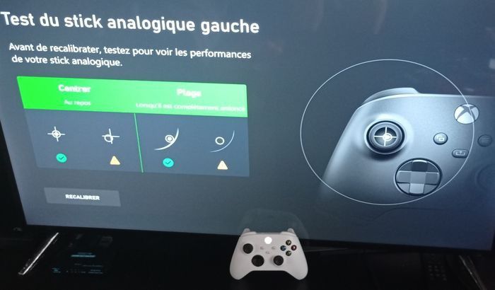 😍 manette Xbox séries/one/pc robot white en boite - photo numéro 8