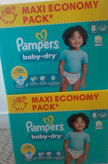 Couches pampers baby dry T8