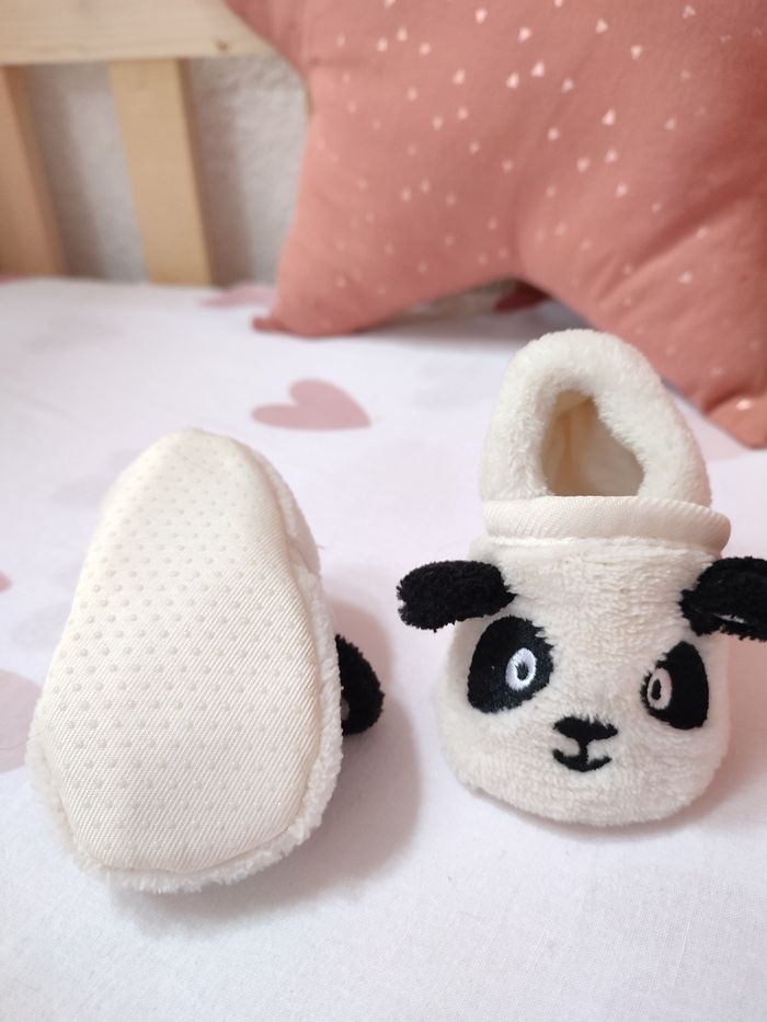 Paire de chaussons Panda 🐼 - Neuf - Naissance - Noir et blanc - photo numéro 3