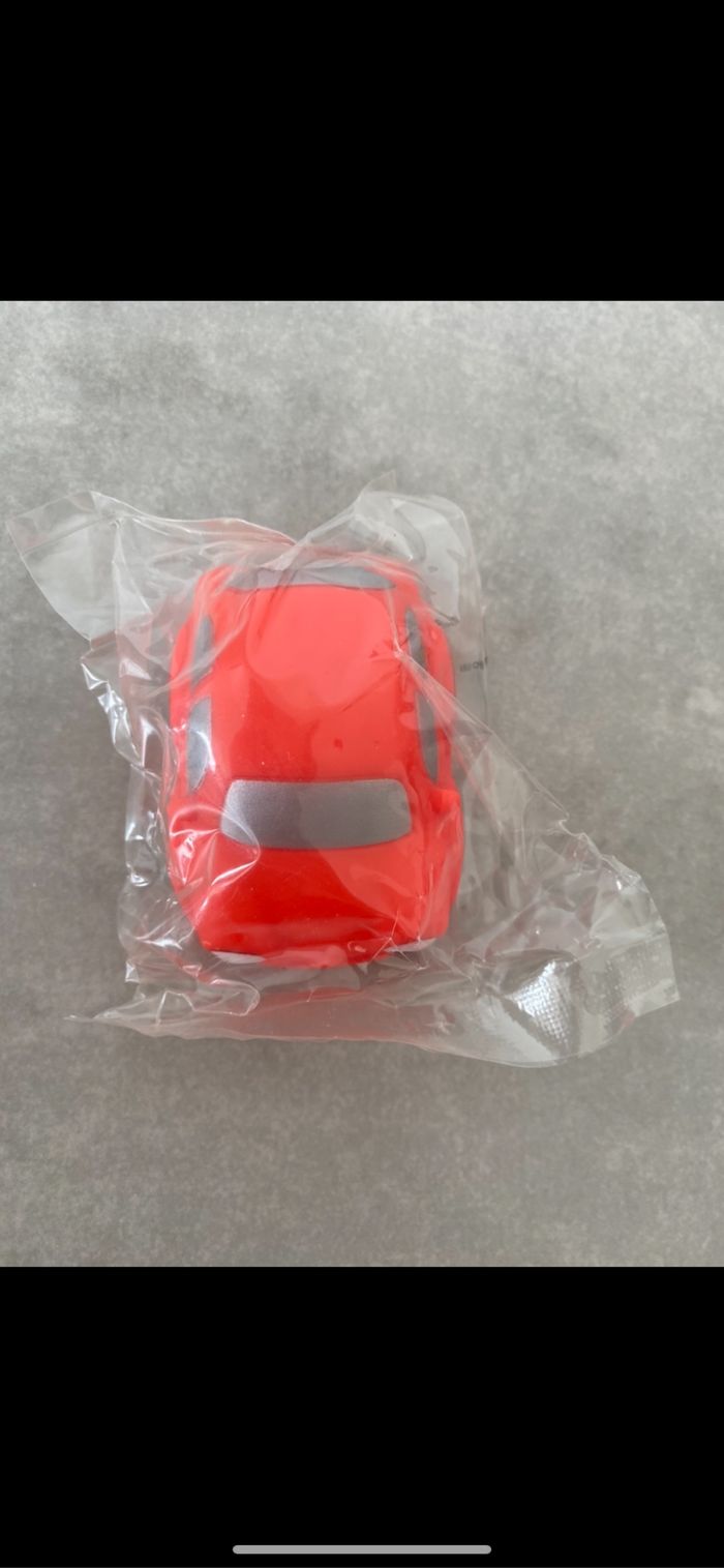 Petite voiture bébé - photo numéro 3