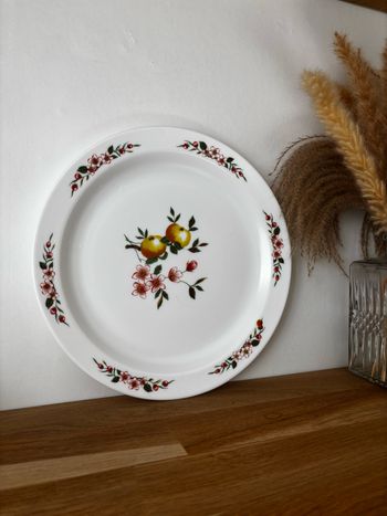 Vintage plat de service Arcopal pommes