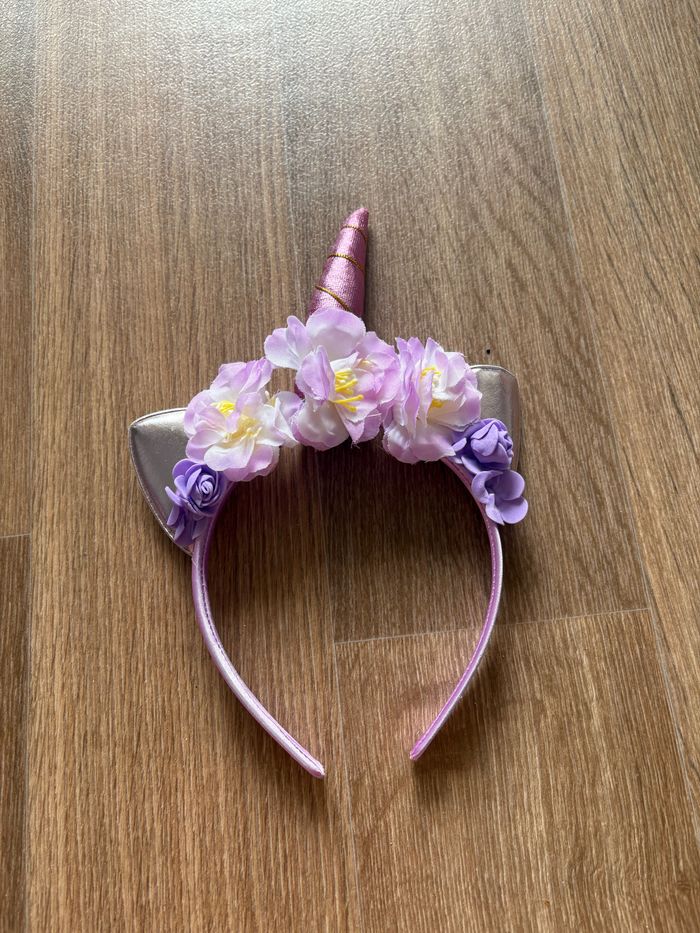 sert tête licorne