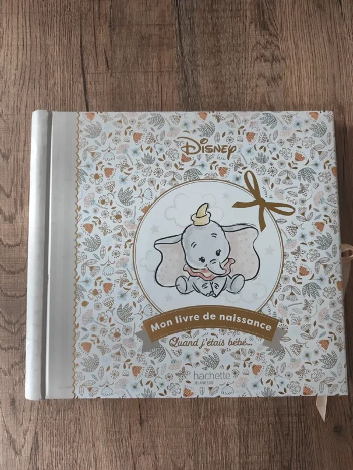 Mon livre de naissance Dumbo Disney