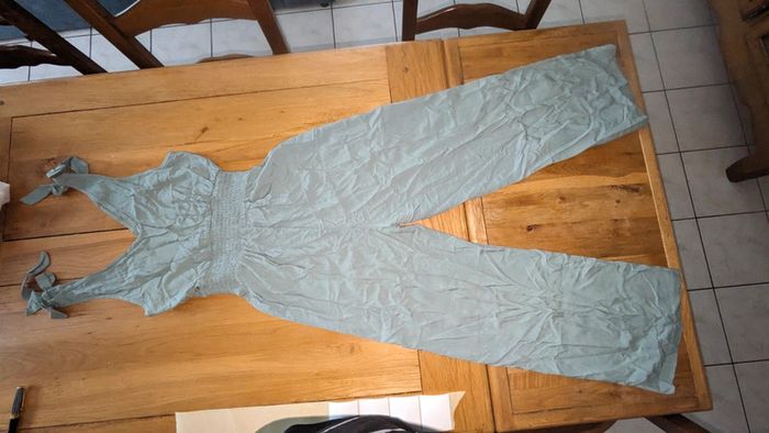 Combinaison avec épaules nues à nouer T.XS/36 jamais porté - photo numéro 14