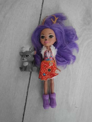 Poupee enchantimals cerf