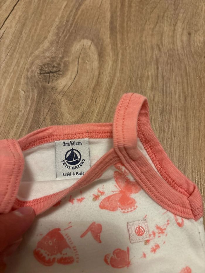 Lot 3 bodies bretelle Petit Bateau 3 mois - photo numéro 9