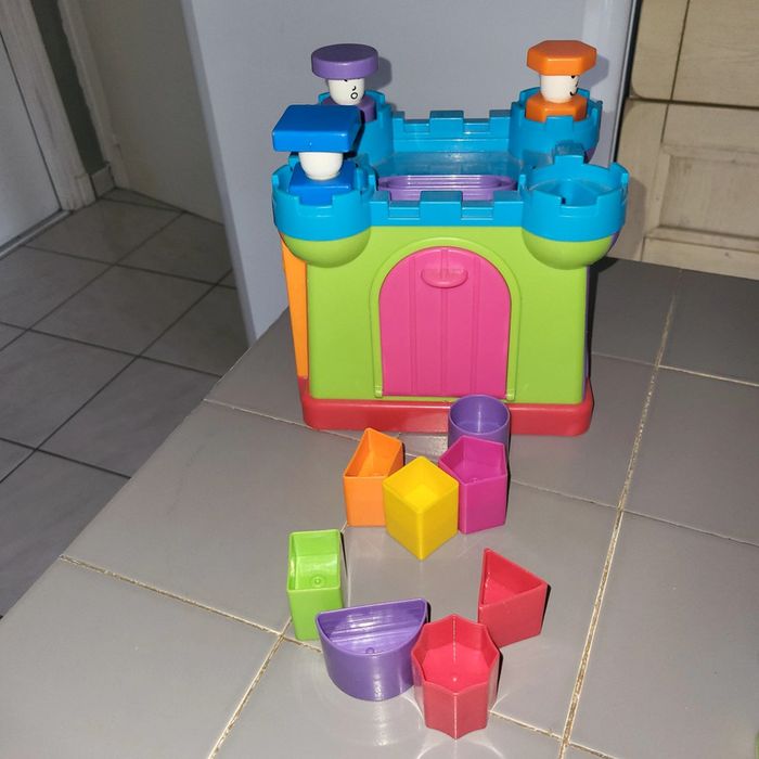 Château des formes vertbaudet