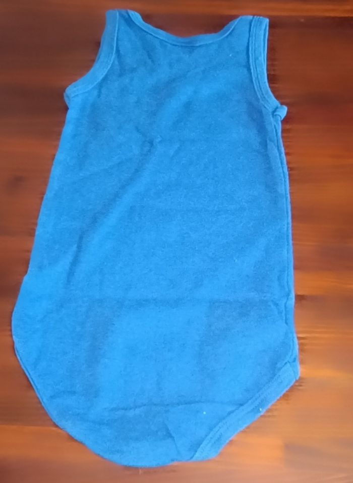 Bodies taille 18 mois - photo numéro 2
