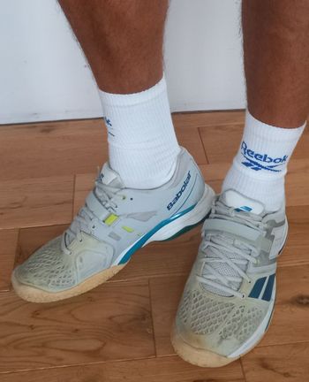 baskets BABOLAT grises