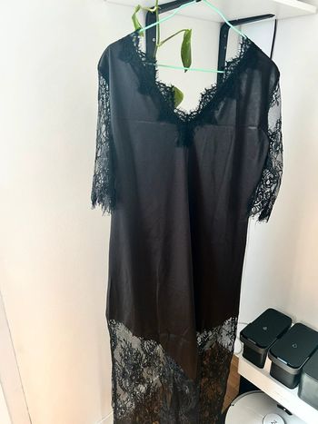 Robe femme dentelle neuve taille L