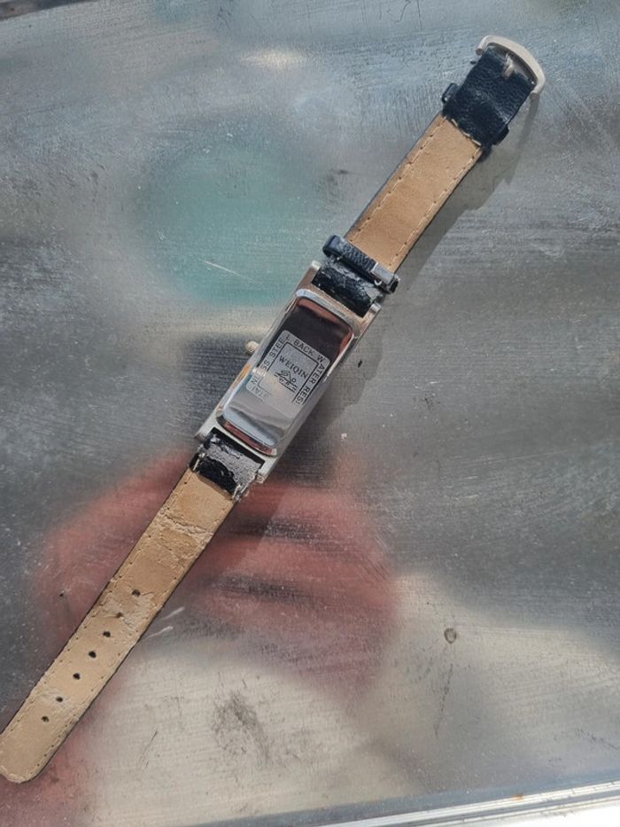 Montre vintage noir - photo numéro 2