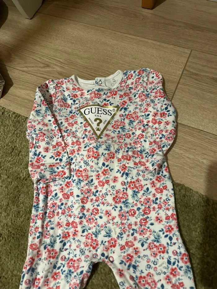Pyjama guess - photo numéro 3