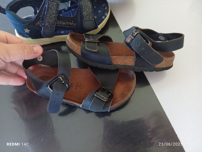 Lot 2 paires de sandales fille 27 - photo numéro 4