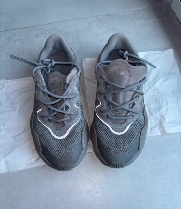 Baskets ozweego grises 37 1/3 adidas - photo numéro 2