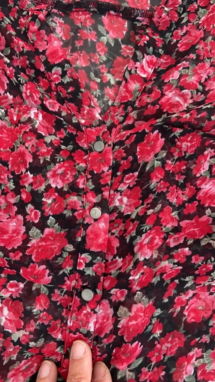 Jolie chemise à fleur - photo numéro 3