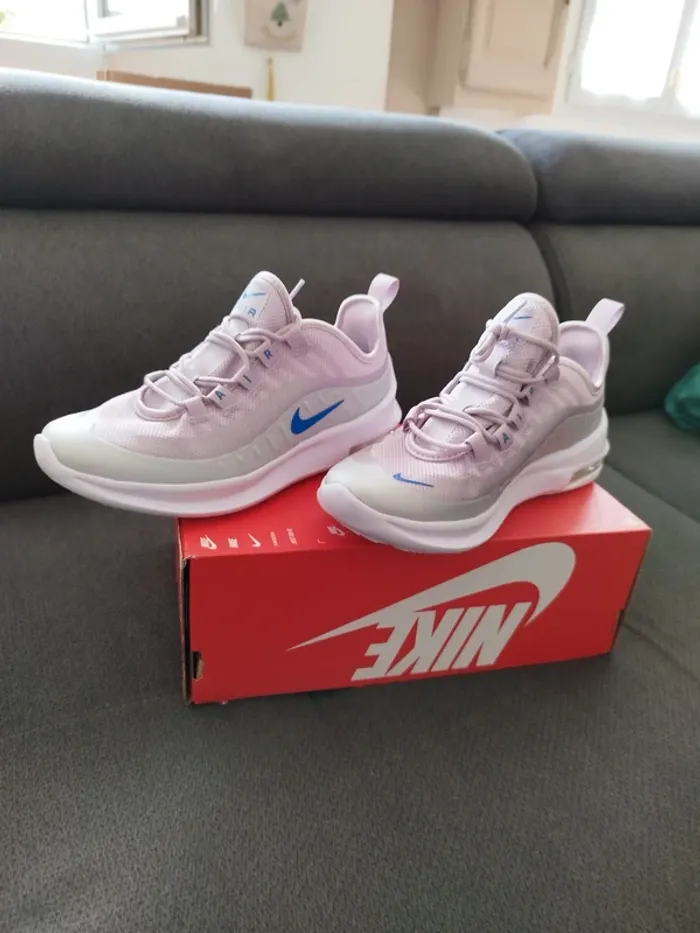 Basket fille nike air max axis lila et gris - photo numéro 4
