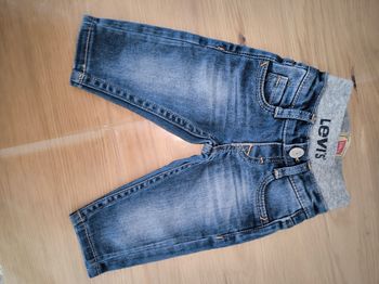 Jean levis 3 mois