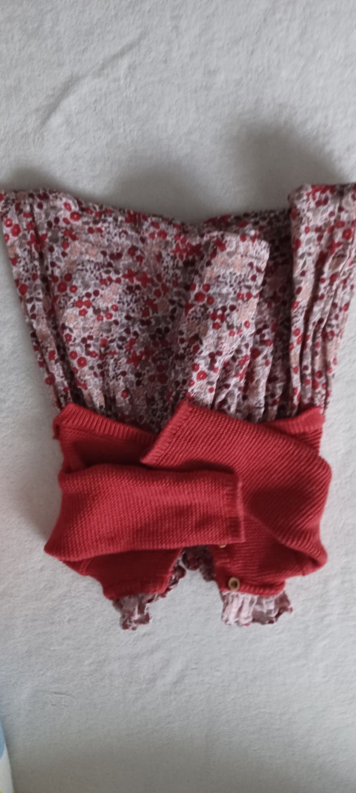 Très jolie petite robe bébé fille T 3 mois = 59cm - photo numéro 9