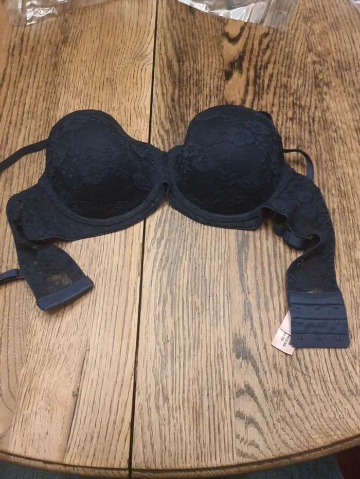 Soutiens-gorge bleu Hunkemöller 90B eu 75B - photo numéro 9