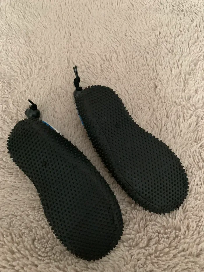 Chaussures mer plongée taille 26/27 - photo numéro 3