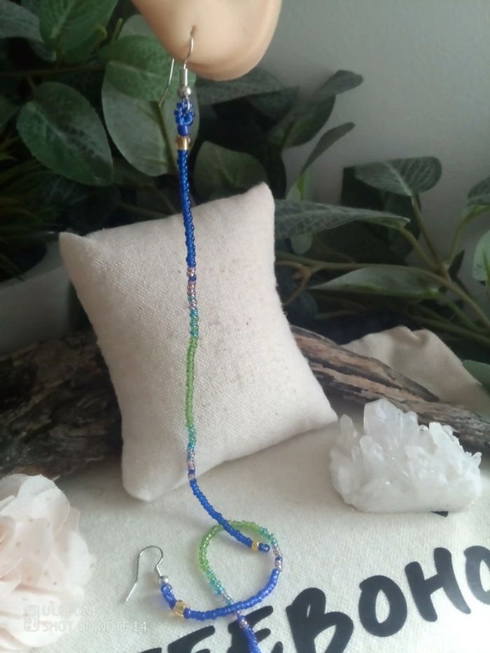 Boucles d'oreilles bohèmes longues perlées - photo numéro 2