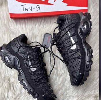Tn noir neuves  utility